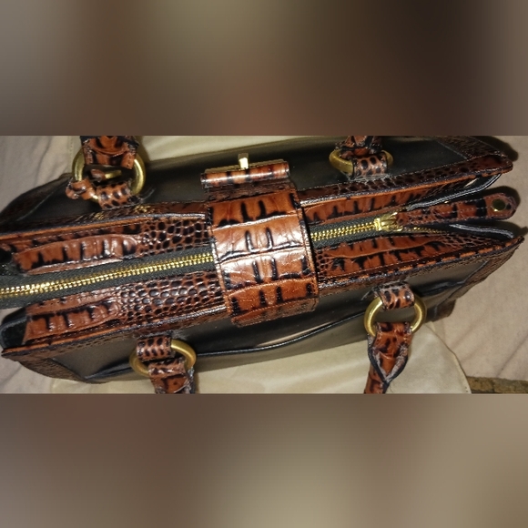 Brahmin Croc Embossed Satchel With Dustbag - Picture 4 of 7